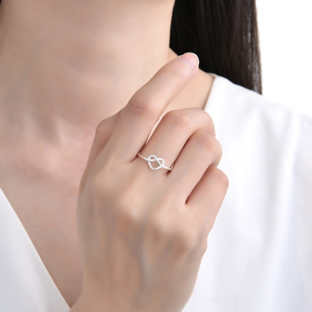 Anillo de Corazón Entrelazado Amor infinito – Plata 925