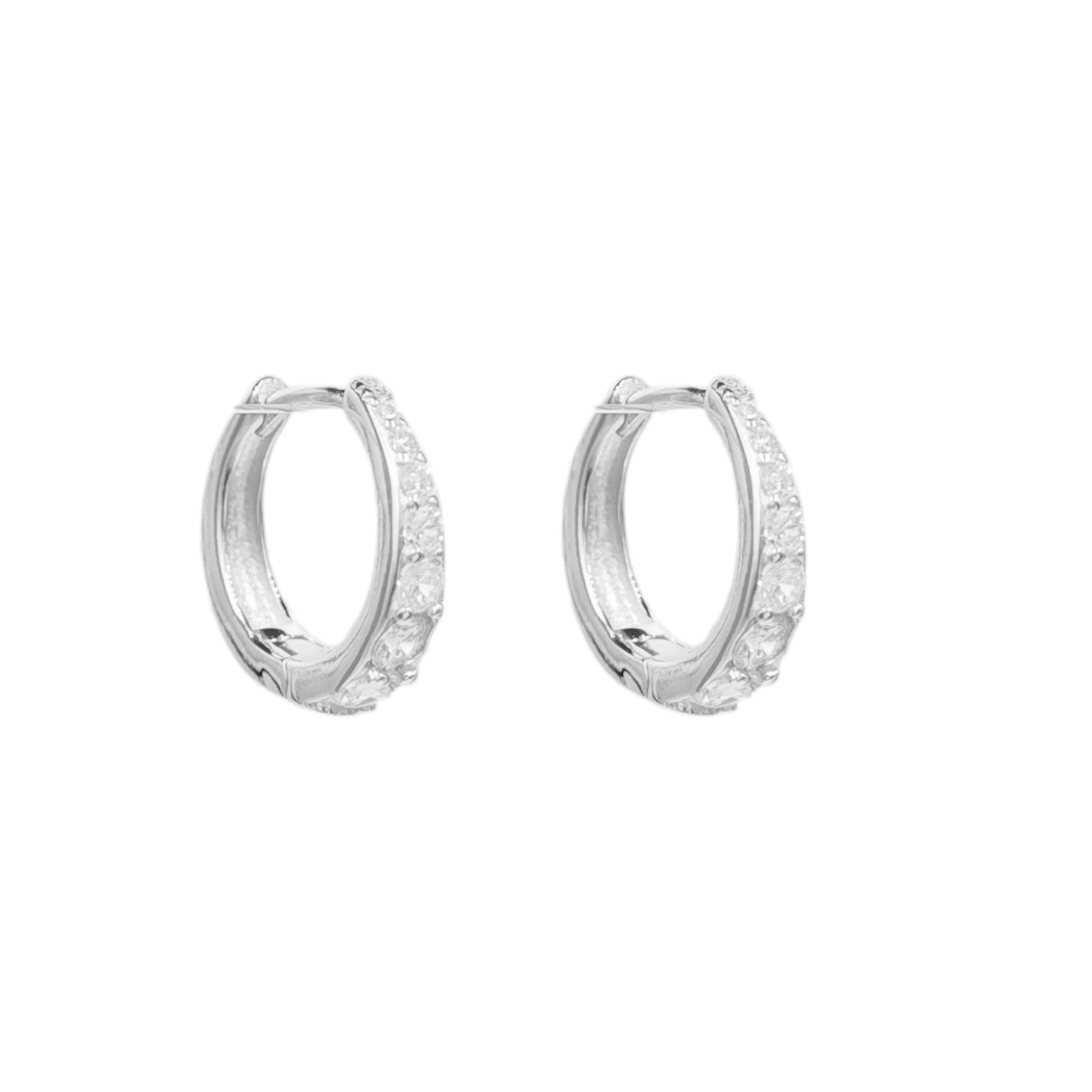 Aretes Huggies Luz Serena – Plata 925