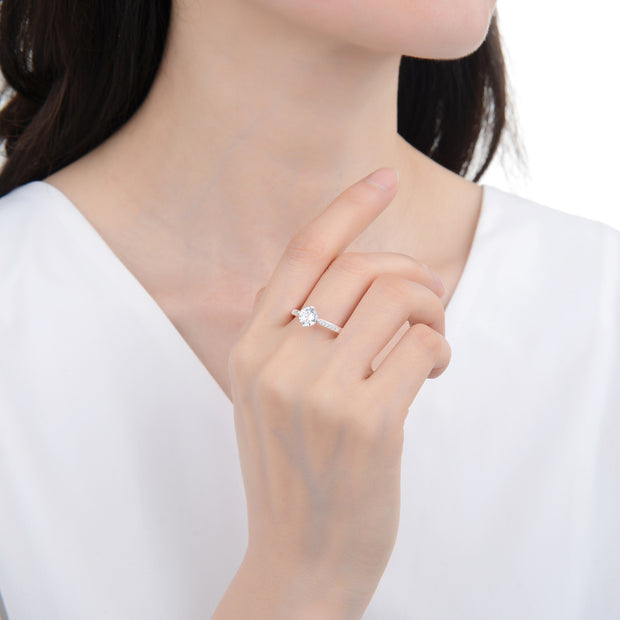 Anillo de Compromiso Solitario – Plata 925