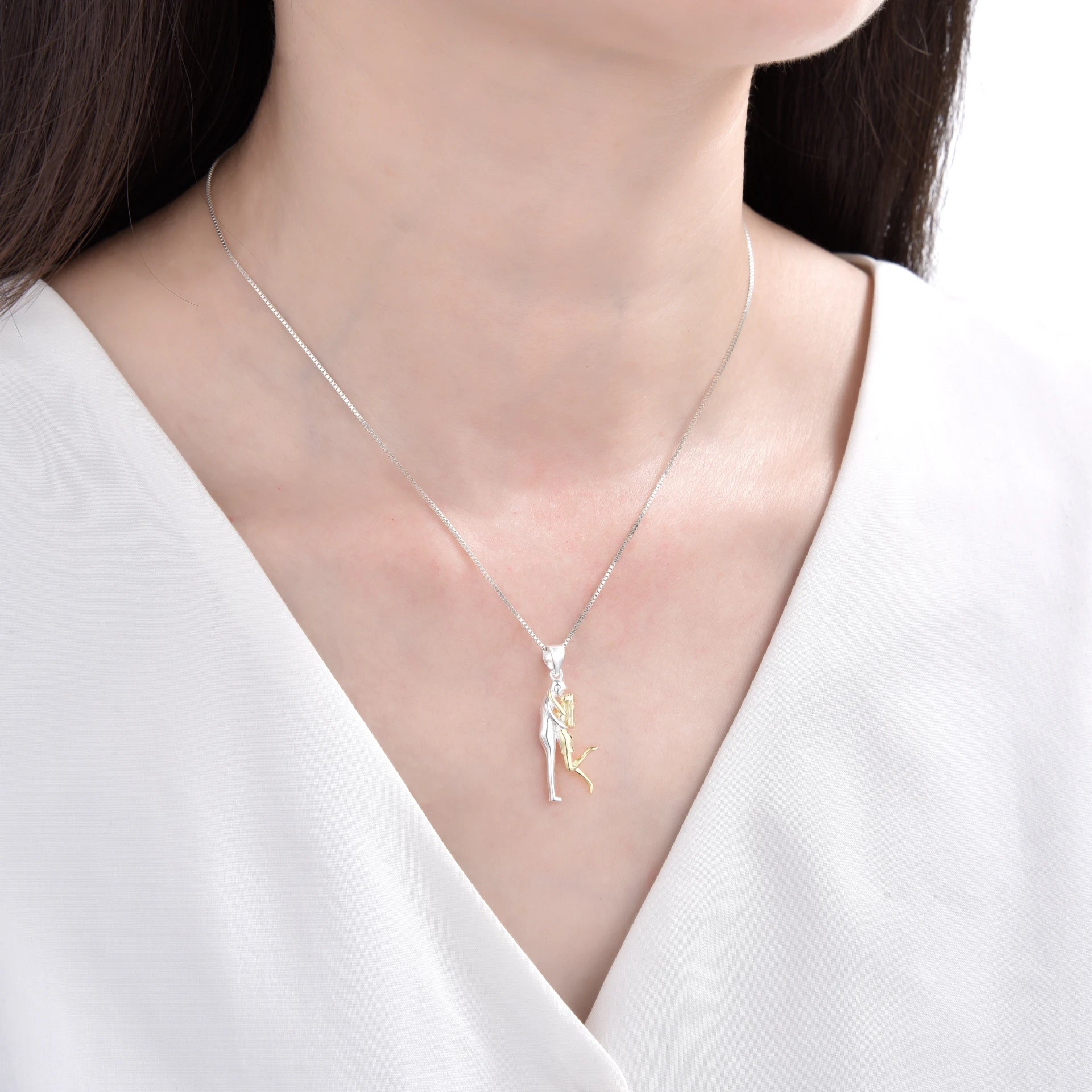 Dije Eternal Embrace – Plata 925 Bicolor