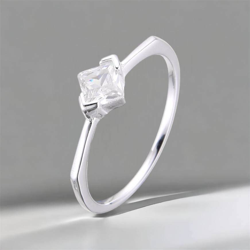 Anillo de Plata 9.25 para dama, Circón de Rombo