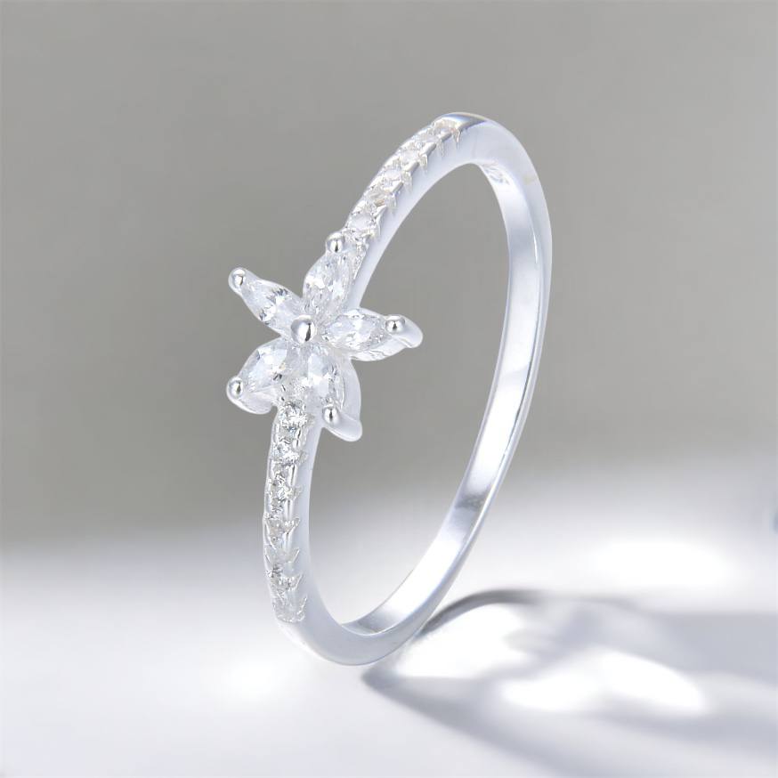 Anillo de Plata 9.25 para dama, Estrella